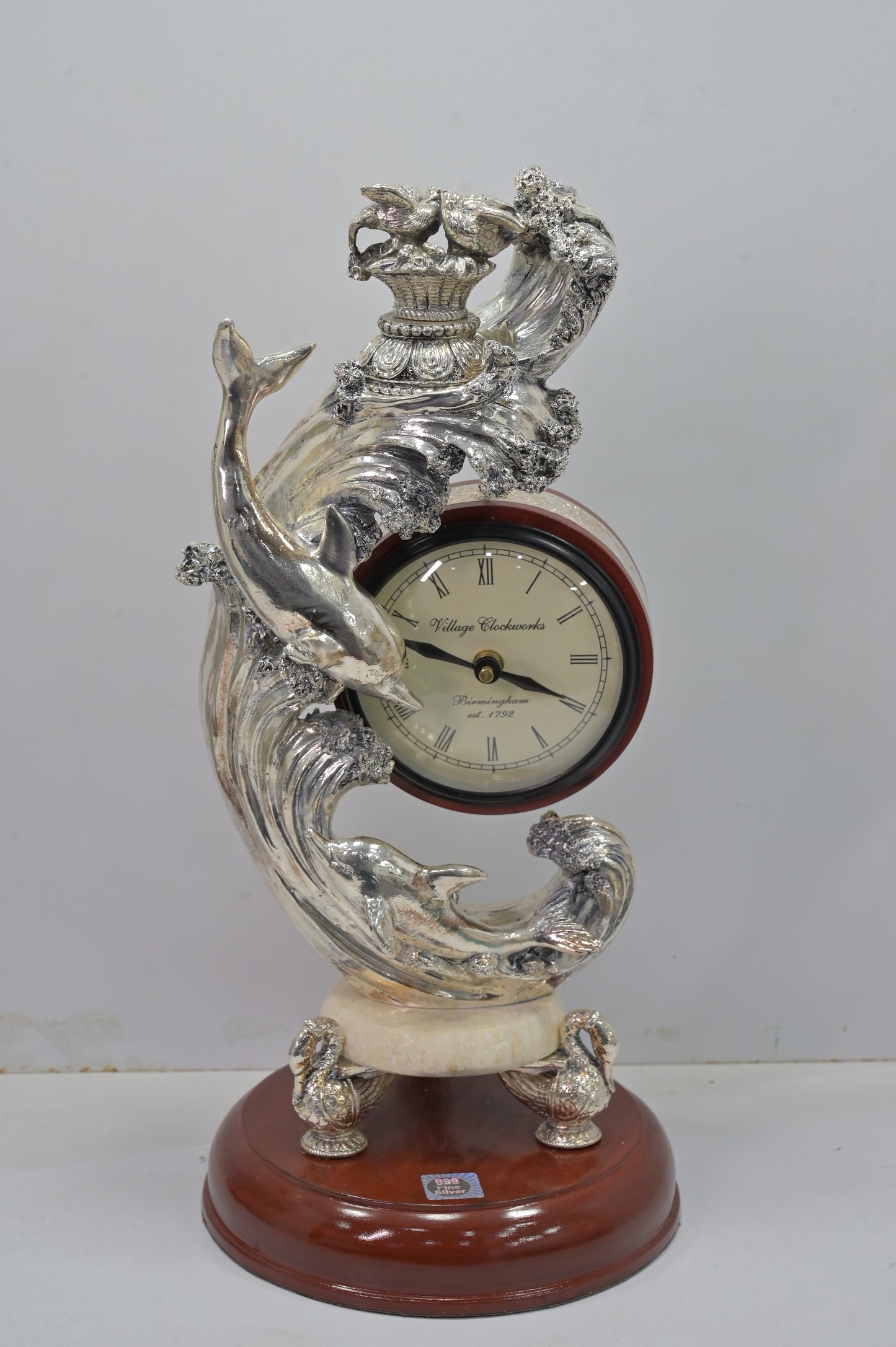Majestic Ocean Silver Table Clock